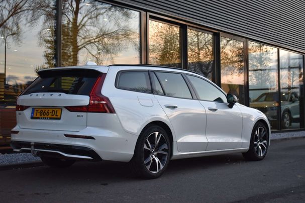 Volvo V60 B4 Plus 145 kW image number 38