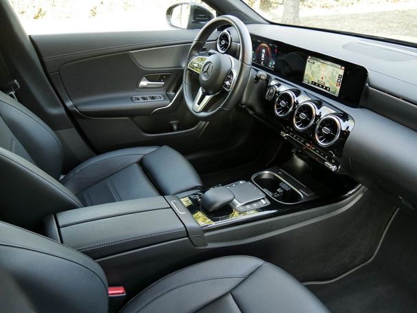 Mercedes-Benz CLA 250 160 kW image number 4