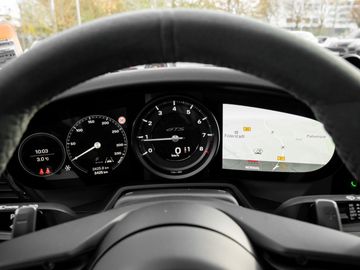 Car image 37