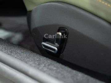 Car image 46