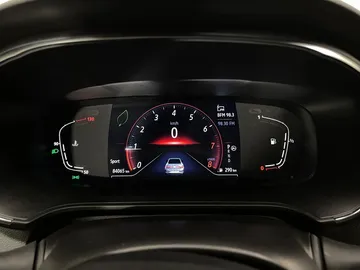 Car image 26
