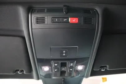 Car image 38
