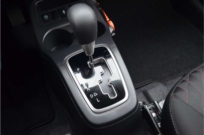 Car image 36