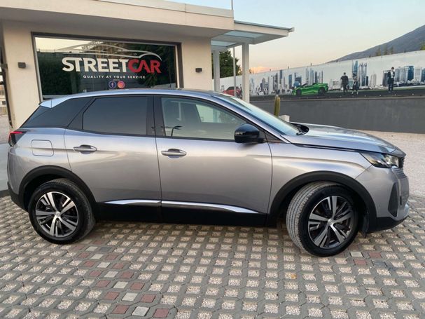 Peugeot 3008 BlueHDi 130 S&S EAT8 Allure 96 kW image number 1