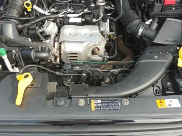 Car image 30