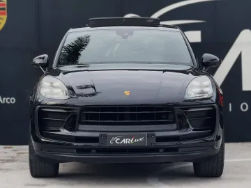 Car image 29