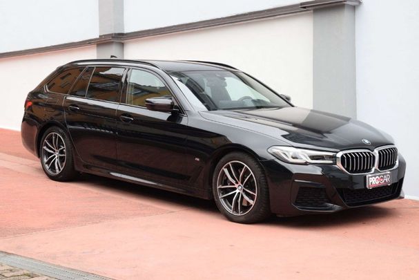 BMW 520d Touring xDrive 140 kW image number 1