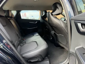 Car image 45