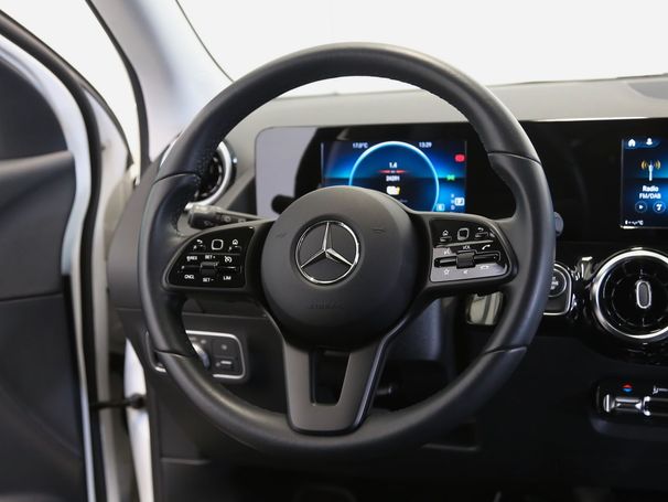 Mercedes-Benz GLA 250 e 160 kW image number 14