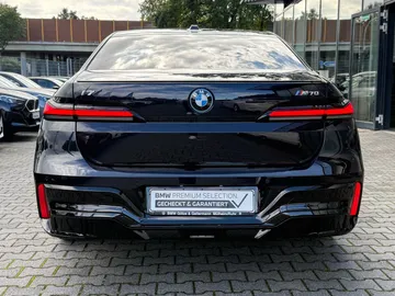 Car image 39