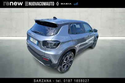 Car image 4