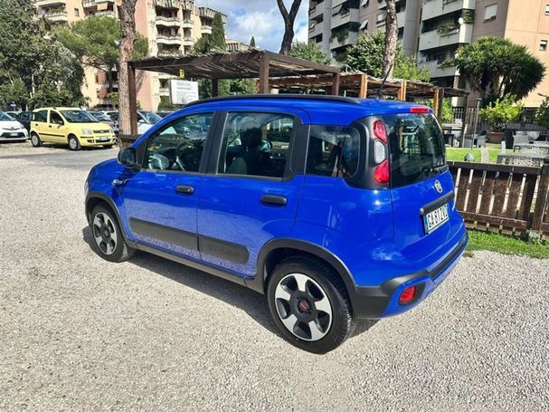 Fiat Panda Cross 1.0 Hybrid City 51 kW image number 4