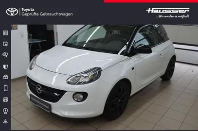 Car image 3