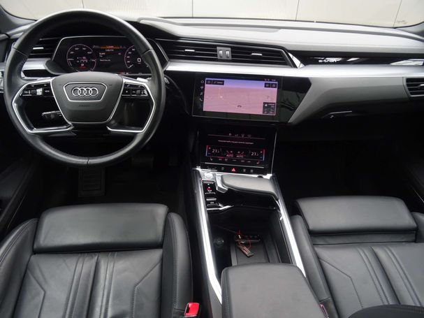 Audi e-tron 55 quattro Advanced 300 kW image number 47