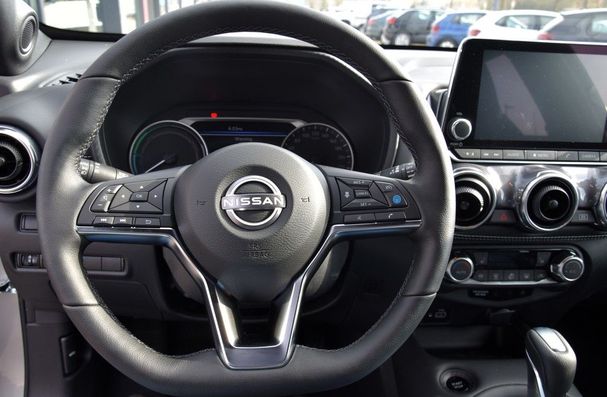 Nissan Juke 1.6 Hybrid Tekna 105 kW image number 14