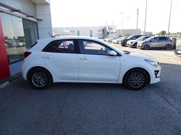 Kia Rio 1.2 62 kW image number 8