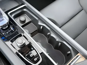 Car image 39