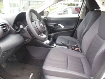 Car image 7