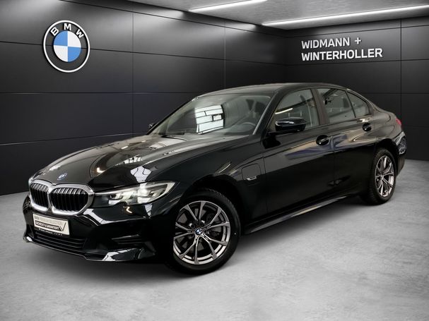 BMW 320e Advantage 150 kW image number 1