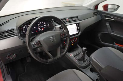 Car image 15