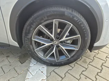 Car image 31