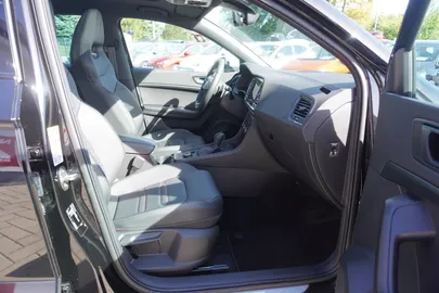 Car image 41