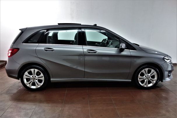 Mercedes-Benz B 220 4Matic Urban 135 kW image number 5