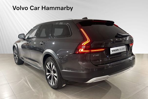 Volvo V90 Cross Country B4 Diesel AWD 147 kW image number 3