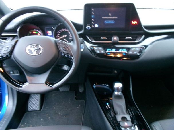 Toyota C-HR 2.0 Hybrid 135 kW image number 6