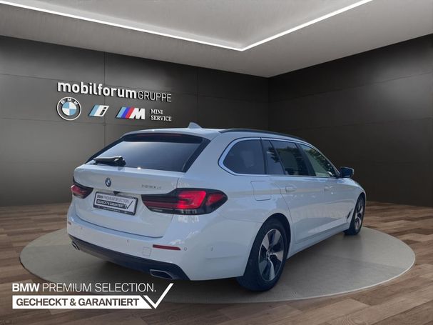 BMW 520d Touring 140 kW image number 2