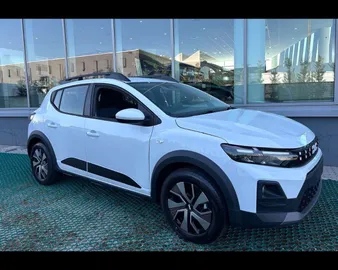 Car image 2