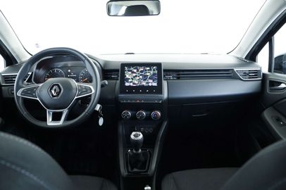 Car image 29