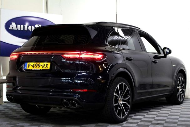 Porsche Cayenne E-Hybrid 340 kW image number 2