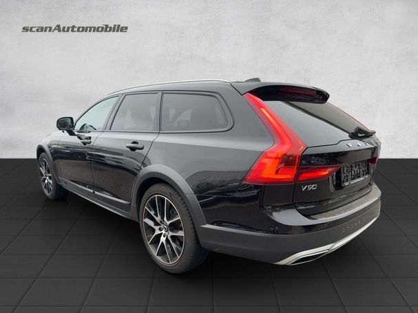 Volvo V90 Cross Country AWD Pro 140 kW image number 5