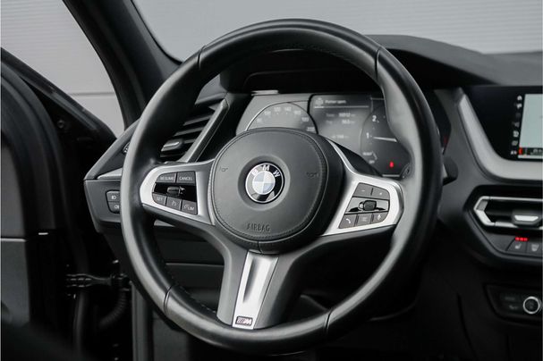 BMW 118i 104 kW image number 17