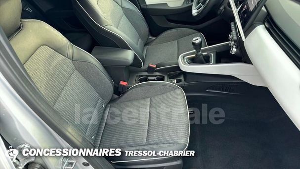 Renault Clio TCe 90 66 kW image number 19