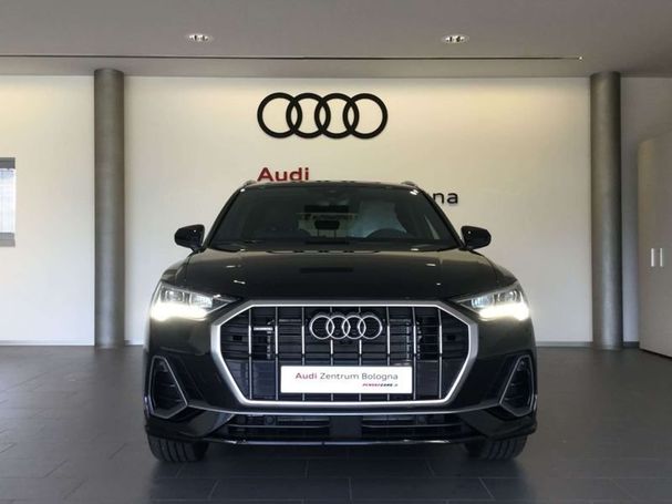 Audi Q3 40 TDI quattro S tronic S-line 147 kW image number 3