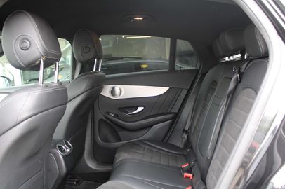 Car image 35