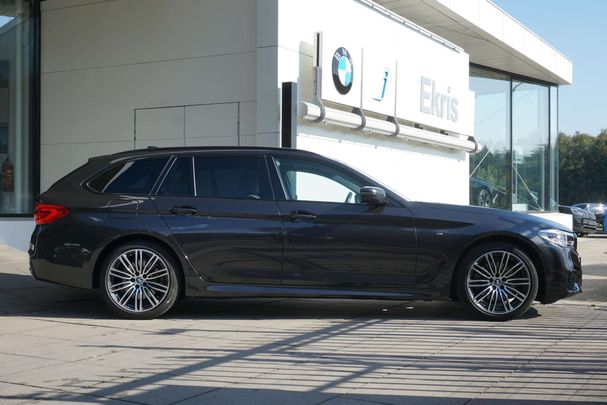 BMW 520i Touring 135 kW image number 3