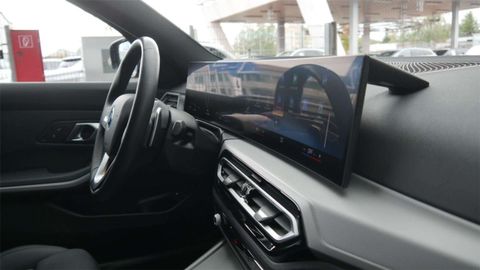 Car image 37