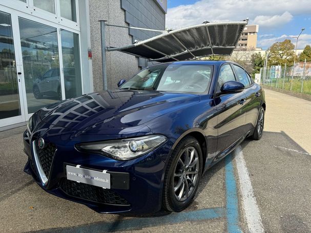 Alfa Romeo Giulia 2.2 AT8 Super 118 kW image number 1