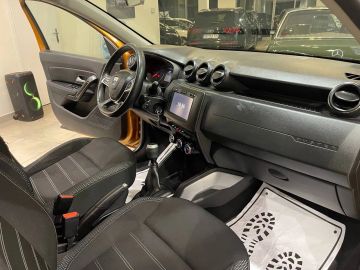 Car image 35