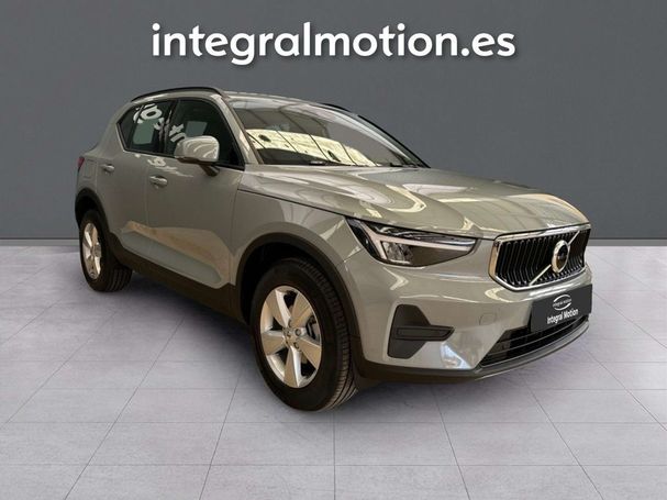 Volvo XC40 T2 95 kW image number 2