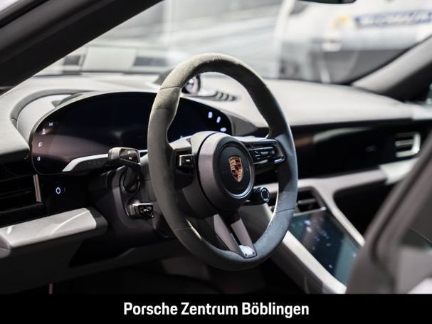 Porsche Taycan 320 kW image number 14