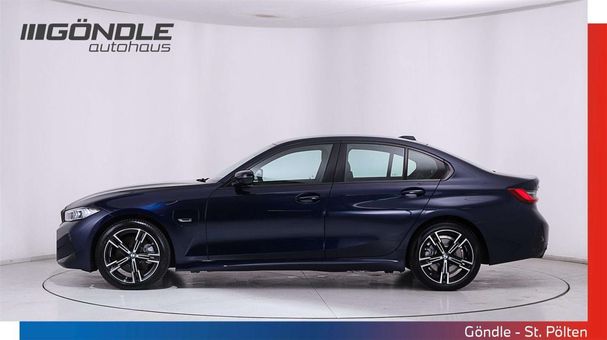 BMW 330 e xDrive 215 kW image number 4