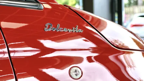Car image 5