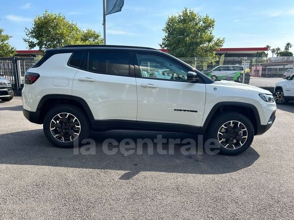 Jeep Compass 1.3 T4 PHEV Trailhawk 4xe 177 kW image number 5