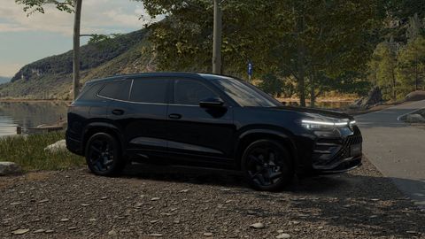 Car image 4