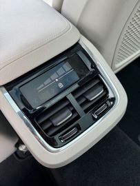 Car image 41