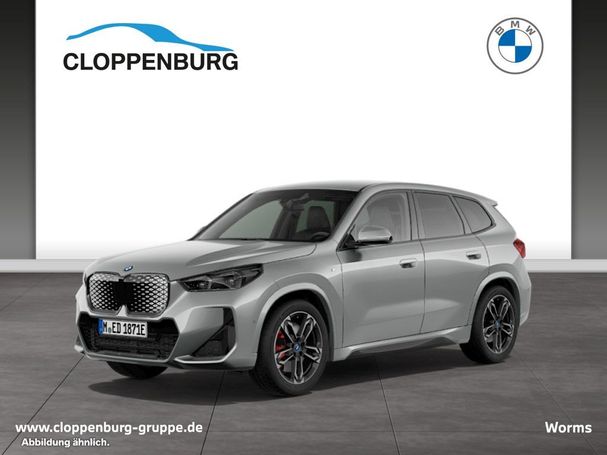 BMW iX1 xDrive30 M Sport 230 kW image number 1